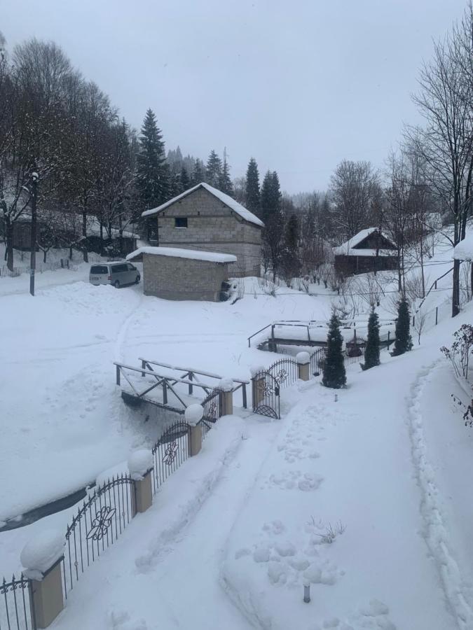 Cottage house Podoboveț Exterior foto