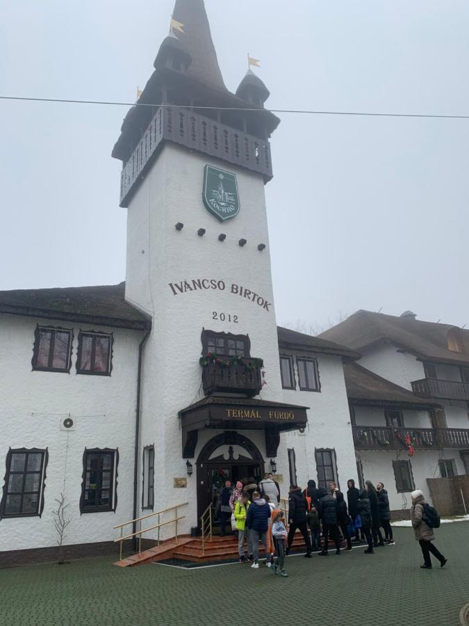 Cottage house Podoboveț Exterior foto